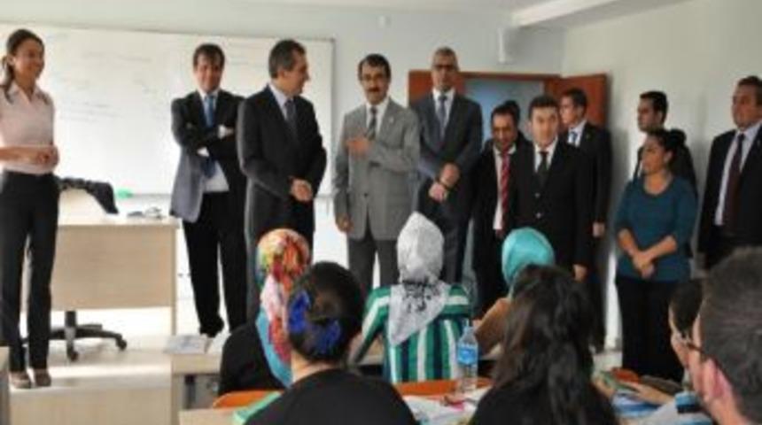 Yozgat Valisi Yazıcı Yerk&ouml;y Adalet Myo&rsquo;yu Ziyaret Etti