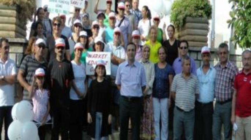 Sağlık&ccedil;ılardan &lsquo;harket Edivcez Gari&rsquo; Y&uuml;r&uuml;y&uuml;ş&uuml;