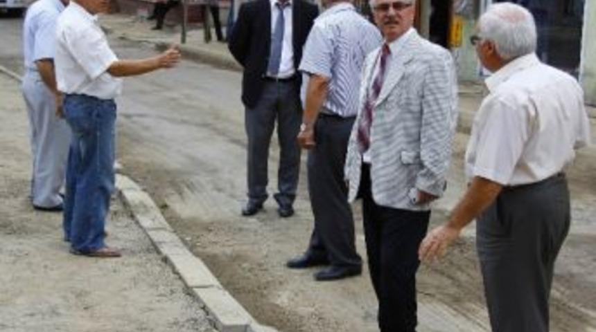 Başkan &Ccedil;ağlayan Asfaltlama &Ccedil;alışmalarını İnceledi