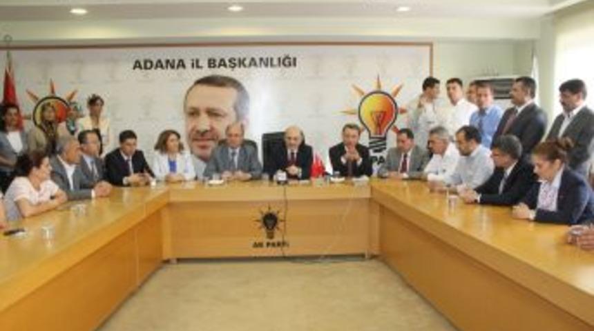 Bakan Bayraktar Ak Parti il'i ziyaret etti