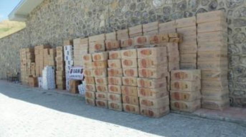 Jandarmadan Ka&ccedil;ak Sigara Ve &Ccedil;ay Operasyonu