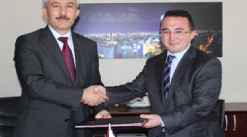 G&uuml;d&uuml;l İl&ccedil;esi Gelişim Y&ouml;nlerinin Belirlenmesine Y&ouml;nelik Fizibilite Projesi İmzalandı