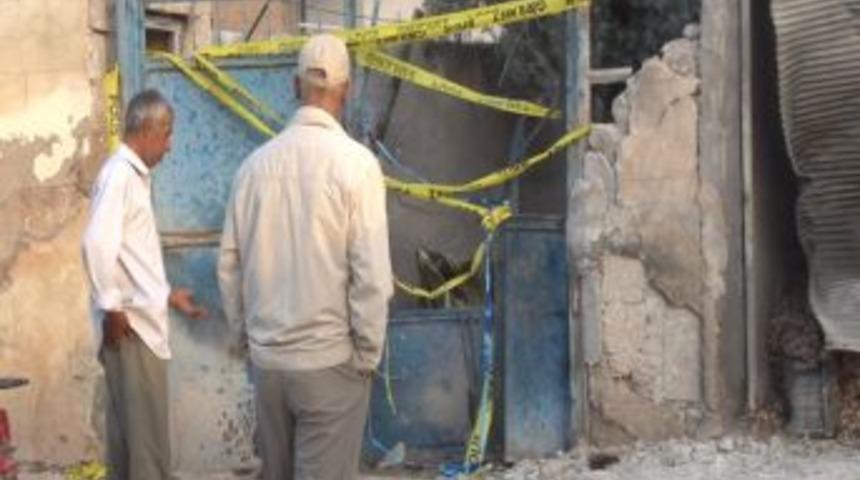 Ak&ccedil;akale Halkı Diken &Uuml;st&uuml;nde