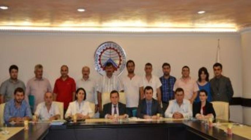 &ldquo;t&uuml;rk Sanayicisi Zor Koşullarda &Uuml;retim Yaparak Gelişmiş &Uuml;lkeler İle Rekabet Ediyor&rdquo;