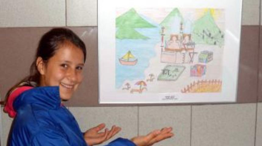 Akkuyu N&uuml;kleer Santrali'ni &Ccedil;izdi, Moskova'da &Ouml;d&uuml;l Aldı