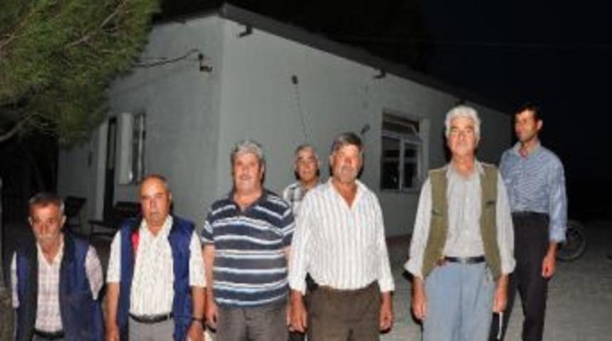 40 Yıllık Kahvehane Eskiyince, Yerine Yenisini Yaptılar