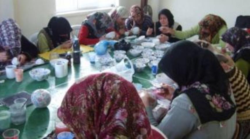 Altıntaş Halk Eğitimi Merkezi &Ccedil;eşitli Alanlarda 65 Kurs A&ccedil;acak