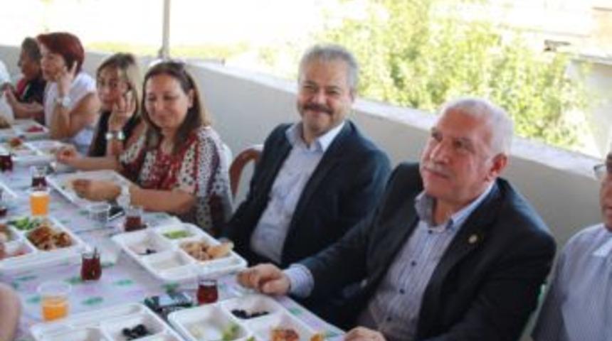 CHP Ceyhan Belediyesine talip