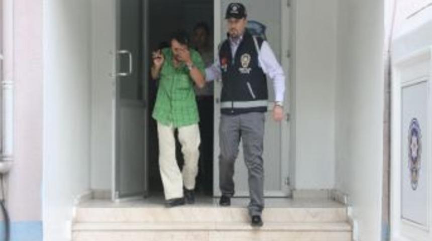 &Ccedil;aldığı Bozuk Paralarla Su&ccedil;&uuml;st&uuml; Yakalandı