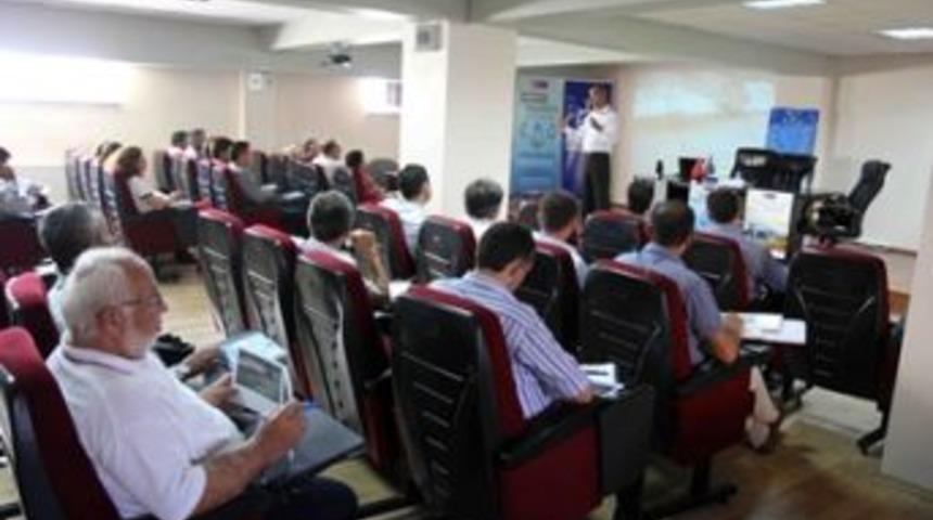 Kandıralı &ccedil;ift&ccedil;ilere tarımsal sulama semineri