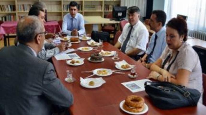 S&ouml;ke Cumhuriyet Anadolu Lisesi &lsquo;kaybolmuş Değerler&rsquo; İle Polonya Yolcusu