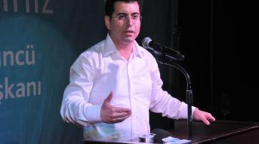 Başkan T&uuml;t&uuml;nc&uuml;&rsquo;den Din G&ouml;revlilerine Yemek