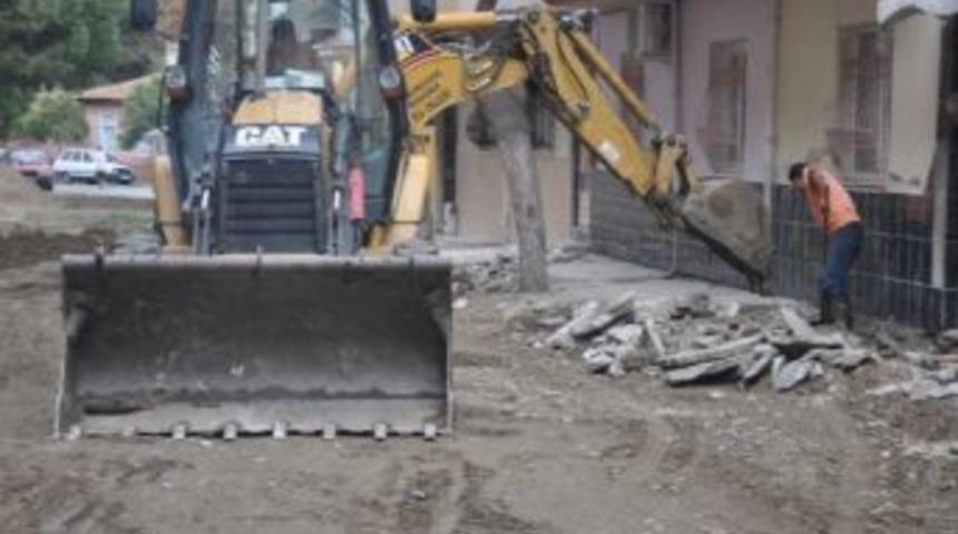 Turgutlu Belediyesi Kentsel Modernizasyona Hız Vermeden Devam Ediyor