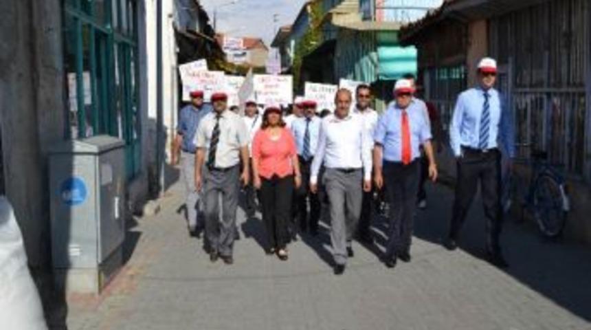 Kula Obeziteye Karşı Y&uuml;r&uuml;d&uuml;