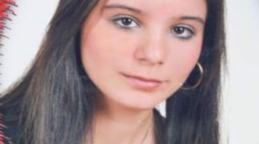 "işe Gidiyorum" Diyerek Evden &Ccedil;ıkan Gen&ccedil; Kız Kayboldu