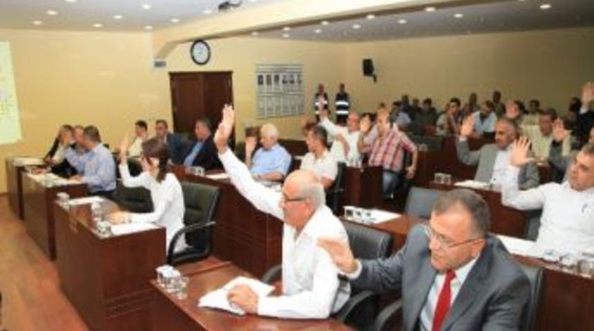&Ccedil;ayırova Belediye Meclisi Toplandı