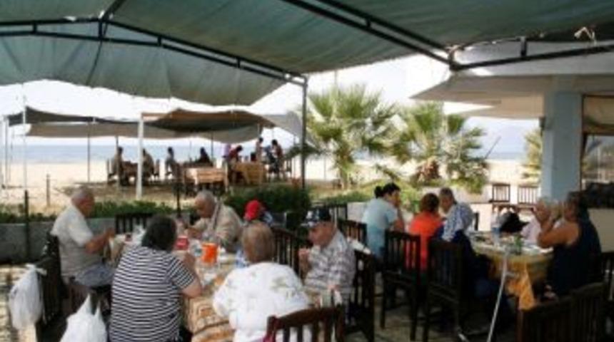 Yaşlılar Haftası Piknikle Kutlandı