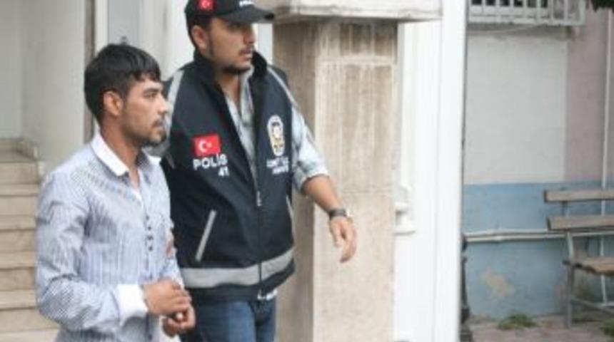 Dolandırıcı D&uuml;ğ&uuml;nde Yakalandı