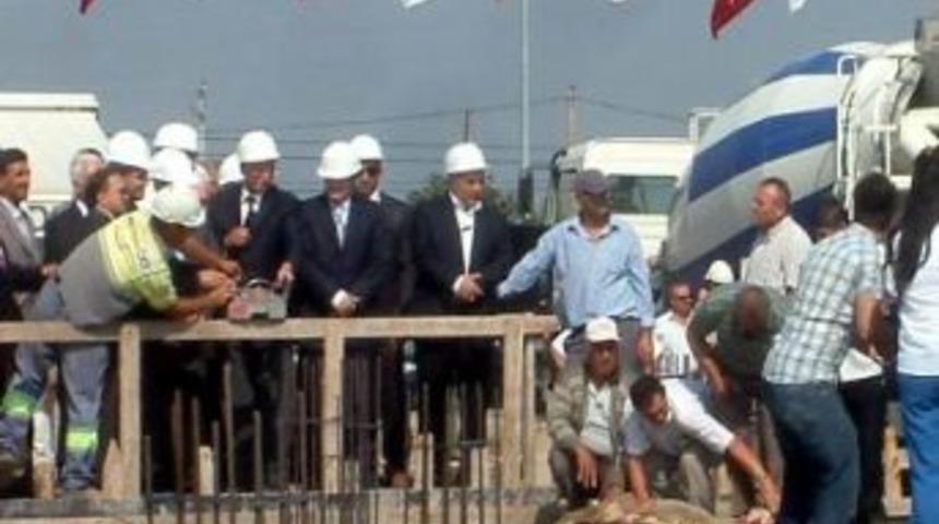 Burhaniye&rsquo;de Temeli Atılan Otogar Bir Yılda Bitirilecek