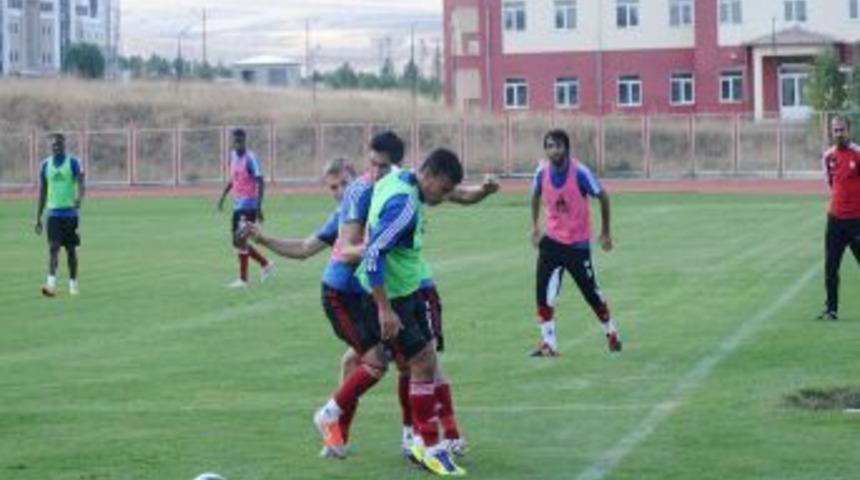 Rıza &Ccedil;alımbay: Bursaspor Ma&ccedil;ı &Ccedil;ok &Ouml;nemli
