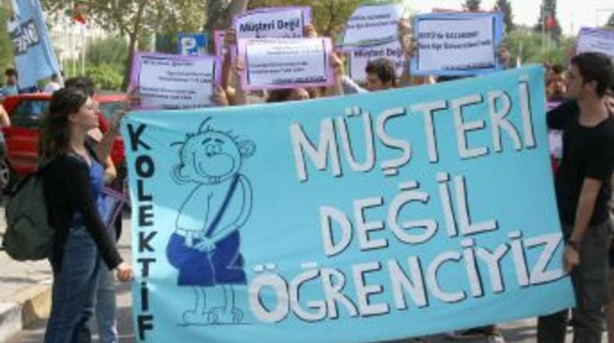 &Ouml;ğrenciler Yemekhane Zammını Protesto Etti