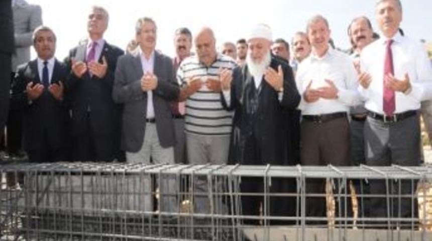 Medrese İ&ccedil;in İlk Har&ccedil; Kondu