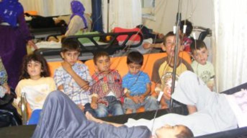 Viranşehir&rsquo;de 300 &Ouml;ğrenci Yedikleri Yemekten Zehirlendi