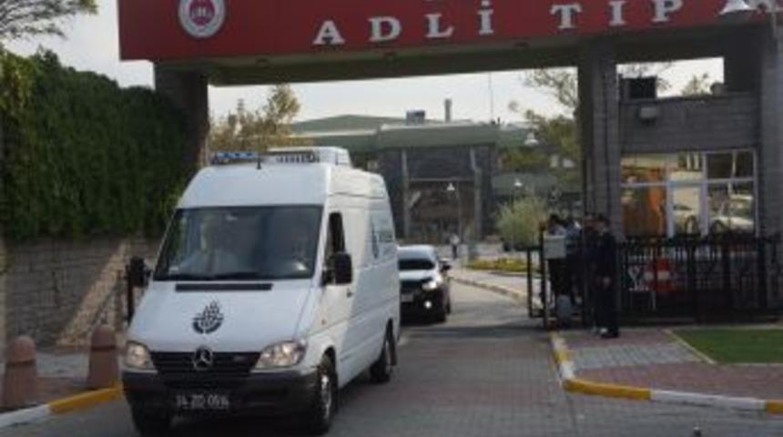 &Ouml;zal'ın Naaşı Adli Tıp'tan Alındı