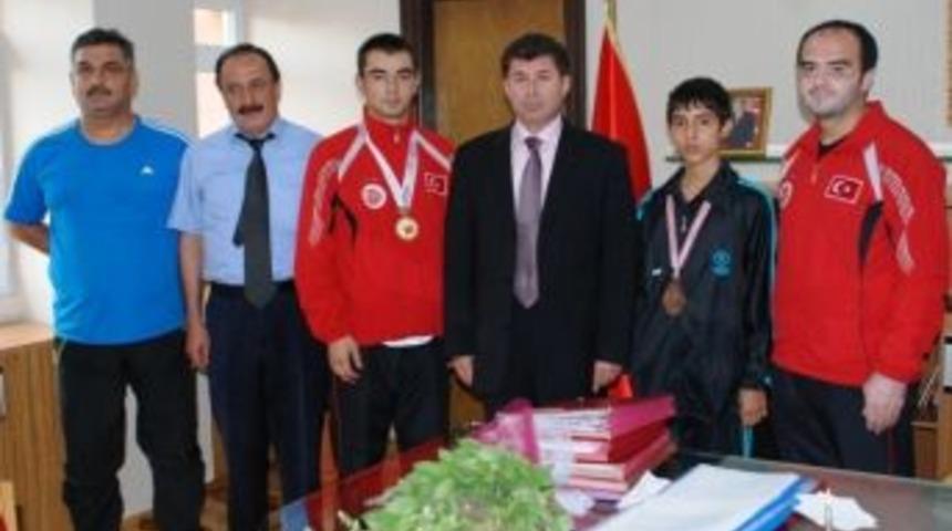 Şampiyonlardan Selamet'e Ziyaret