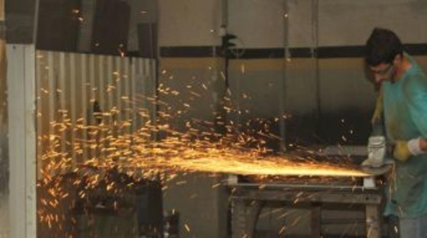 Hisar, &lsquo;&rsquo;insan İnsiyatifi&rsquo;&rsquo; Olmayan Kapı &Uuml;retiyor