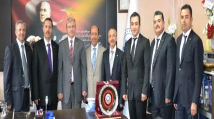 "Meslek Liselerinin &Ouml;n&uuml;n&uuml;n A&ccedil;ılması Kalifiye Eleman A&ccedil;ığını Kapatacak"