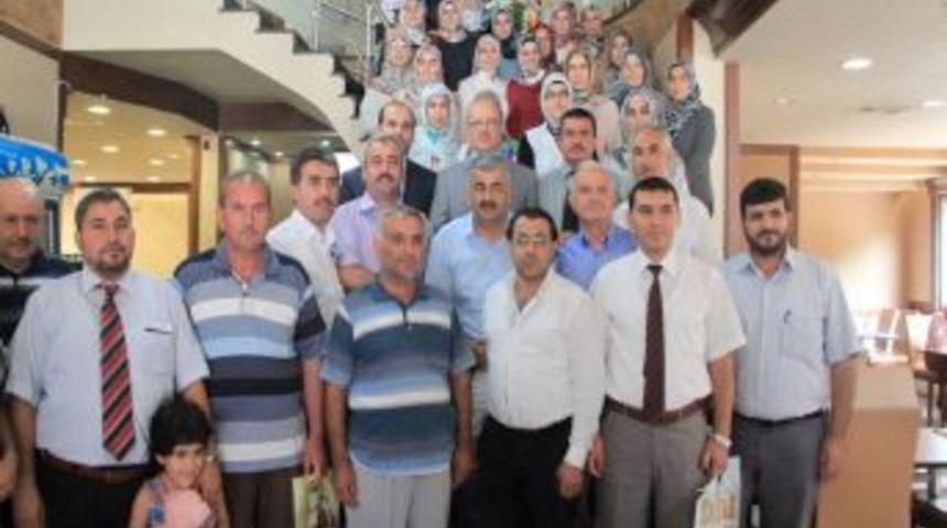 M&uuml;ft&uuml; G&ouml;kce: Din G&ouml;revlileri &Ccedil;ok Ulvi Bir G&ouml;rev Yapıyor