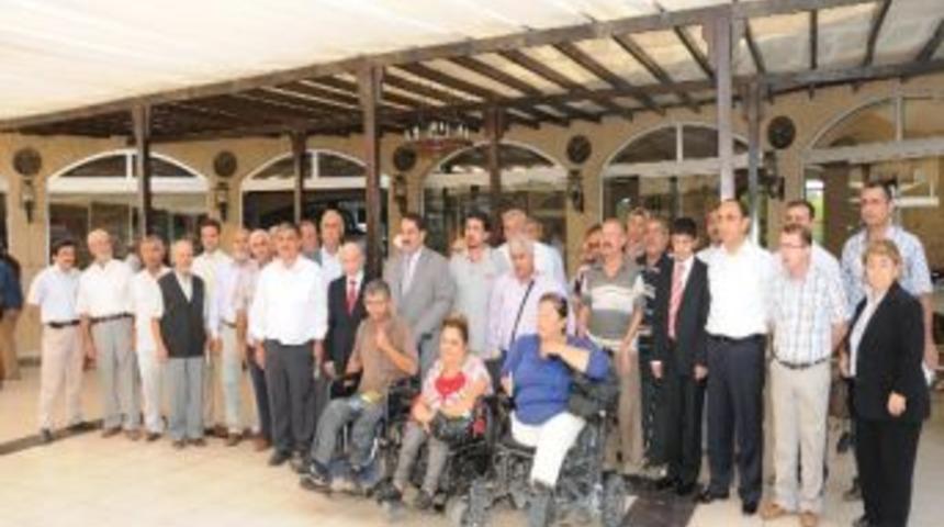 M&uuml;ft&uuml;l&uuml;k Emekli Personel Ve Engelli Vatandaşlarla Buluştu