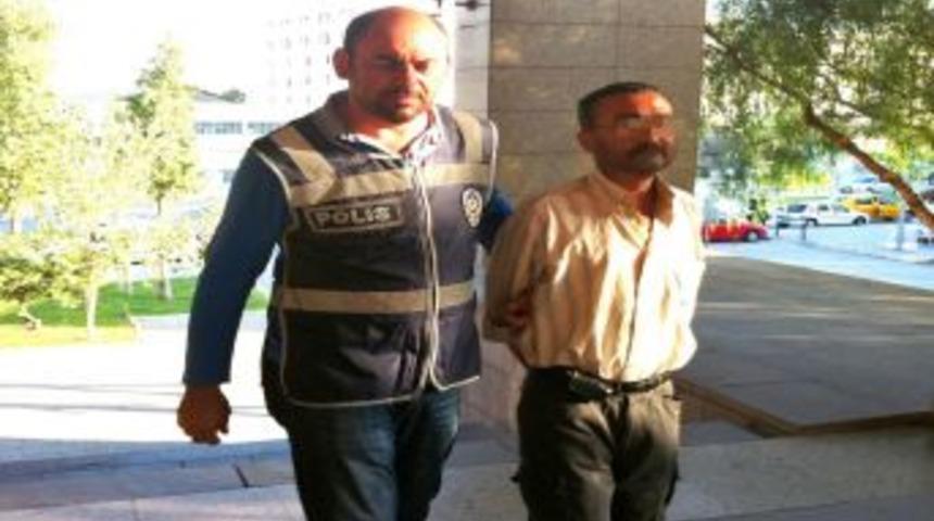 İnternetten Dolandırıcılık Yapan Baba Oğul Yakalandı