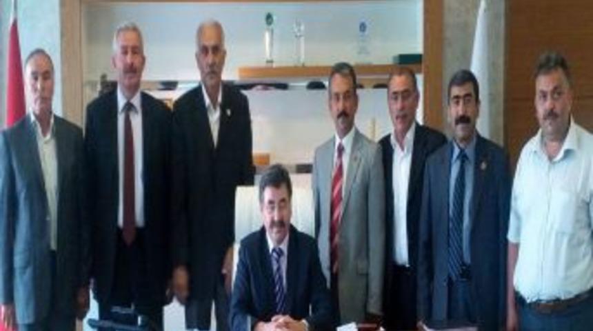 Muhtarlardan Başkan Odabaşı'na Ziyaret