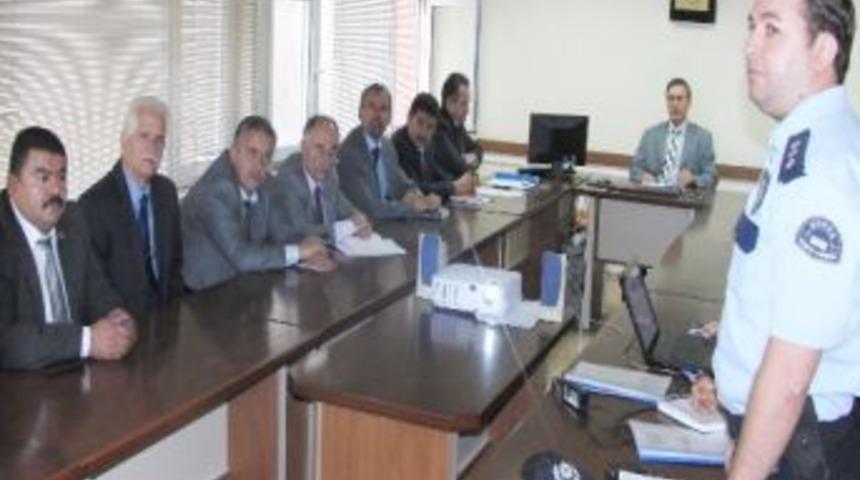 Toplum Destekli Polisler Huzurlu Ve G&uuml;venli Gemlik İ&ccedil;in &Ccedil;alışıyor