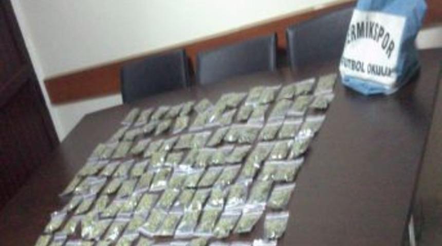 Spor &Ccedil;antasından Esrar &Ccedil;ıktı