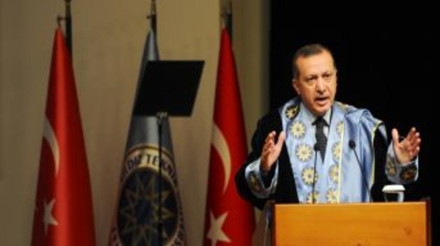Başbakan Erdoğan: 18 Yaşa Se&ccedil;ilme, Askere De Se&ccedil;me Hakkı Verilmeli