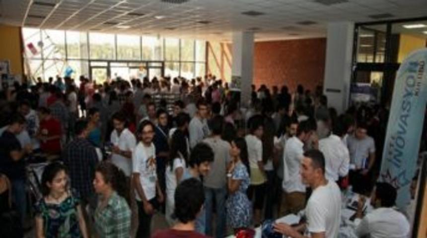 İyte'nin &Ouml;ğrenci Toplulukları Faaliyetlerine Başlıyor