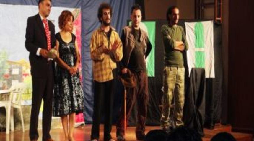 Araftiyatro Yeni Sezona 3 Oyunla Başlıyor