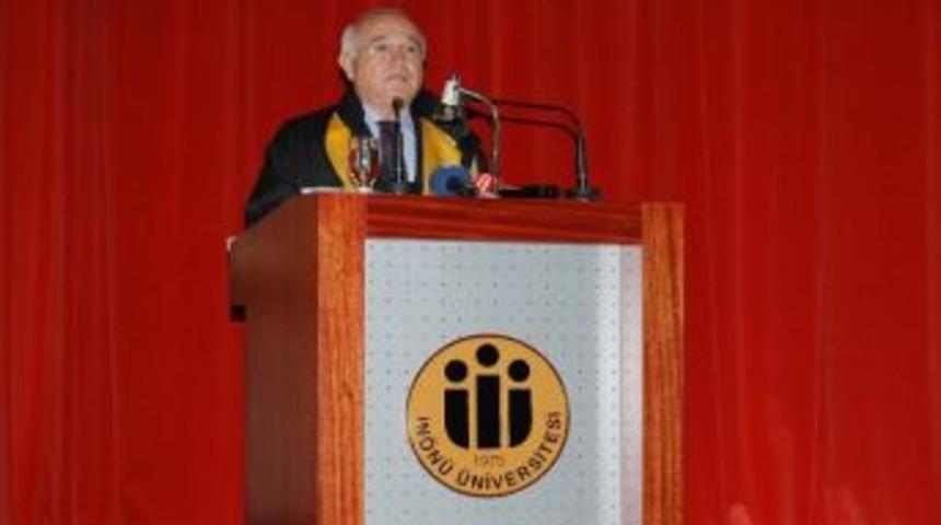 Tbmm Başkanı &Ccedil;i&ccedil;ek&rsquo;e Fahri Doktora Unvanı