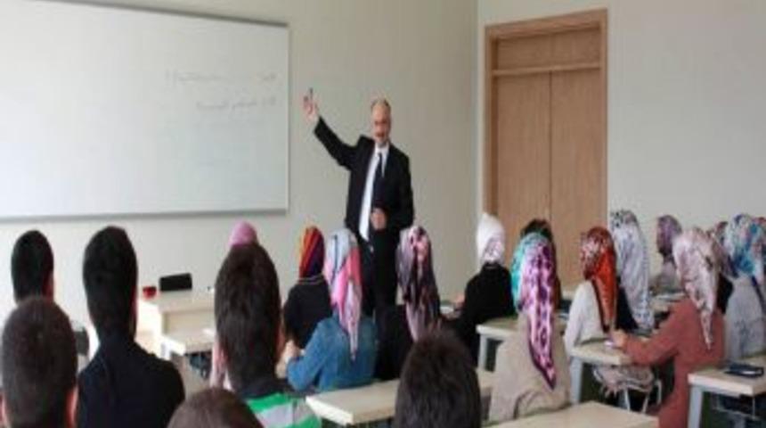 Erzincan &Uuml;niversitesi 16 Bin &Ouml;ğrenci Ile Ders Başı Yaptı