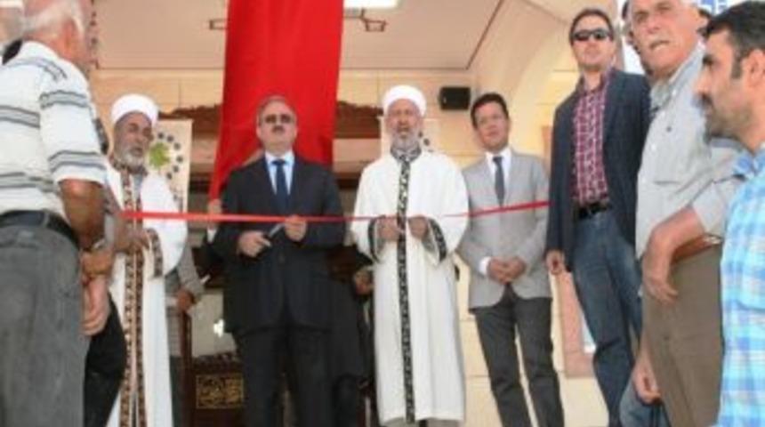 Deprem Konutları B&ouml;lgesinde İlk Cami İbadete A&ccedil;ıldı