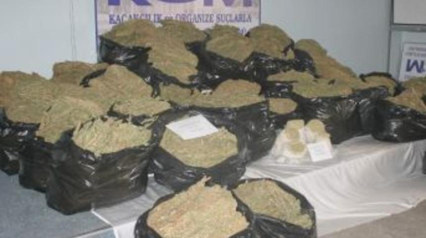 Şanlıurfa&rsquo;da 450 Kilo Esrar Ele Ge&ccedil;irildi