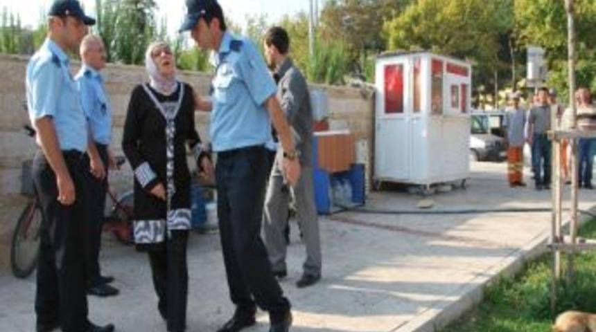Zabıtaya Direnen İş Yeri Sahibi G&ouml;zaltına Alındı