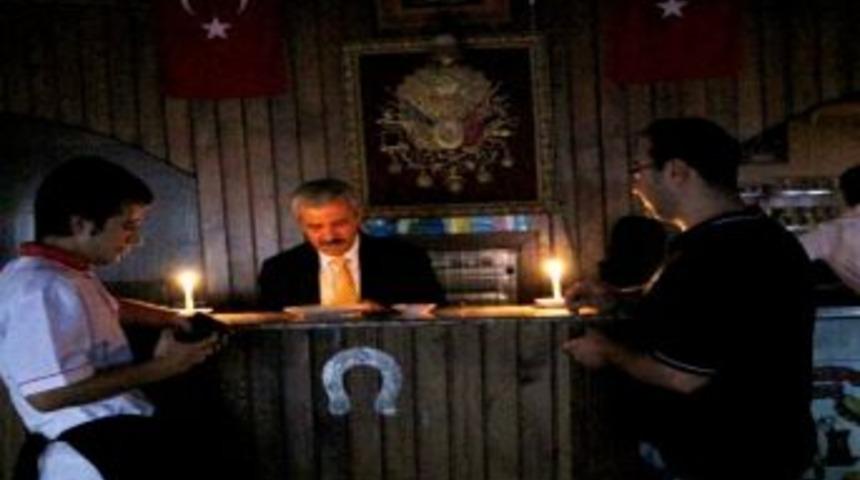 Ak&ccedil;ay Esnafı Elektrik Mağduru Oldu