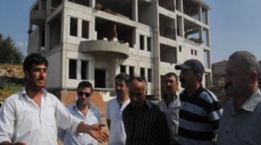 Paralarını Alamayan Diş Hastanesi İş&ccedil;ileri Ve Malzeme Veren Firmalar Tepkili