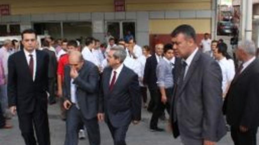 Dr. Ersin Arslan Hastanesi'ne Ziyaret