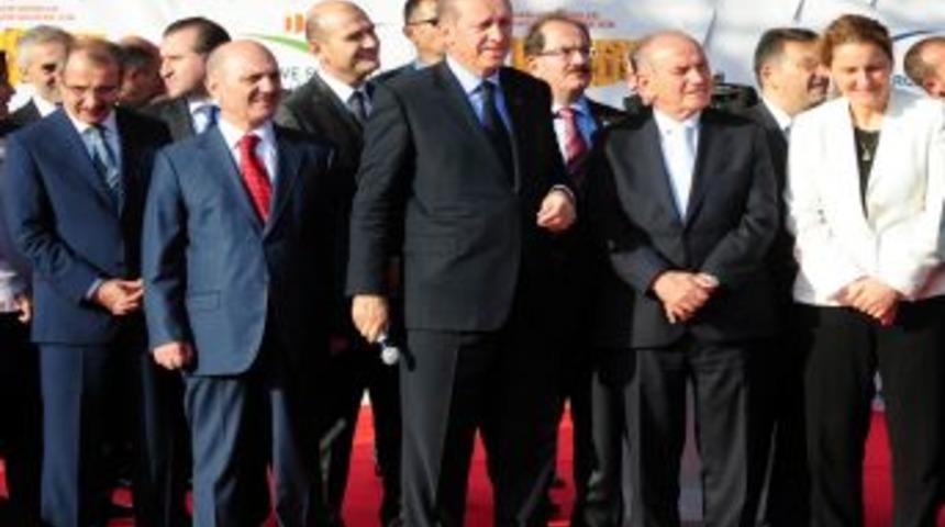 Erdoğan Bayraktar: İstemeyenin Evini Yıkmıyoruz