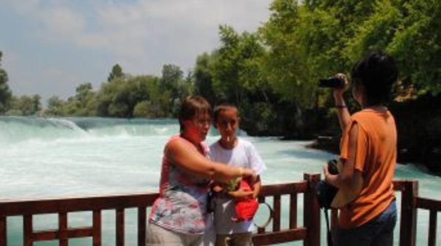 Aktif Sezonda Manavgat Şelalesi'ni 280 Bin Rus Turist Ziyaret Etti